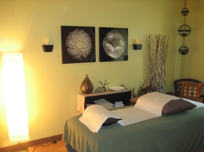 Confluence Healing Acupuncture & Herbs clinic