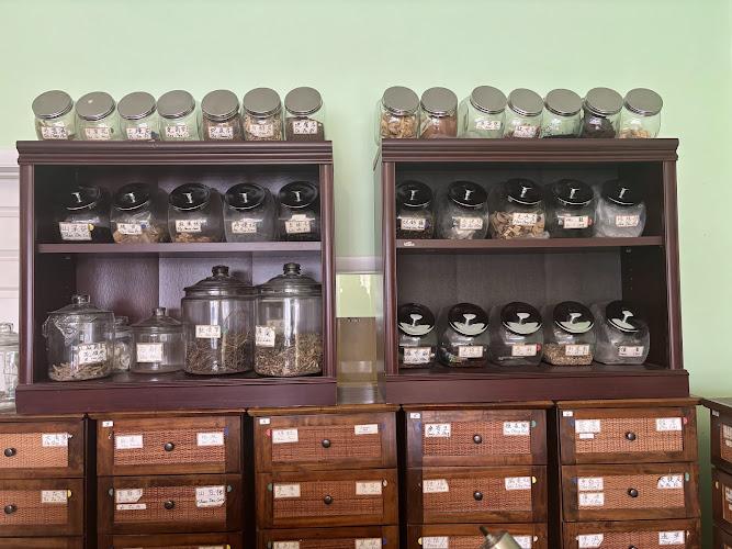 Ming Yip Acupuncture & Herbal Therapy clinic