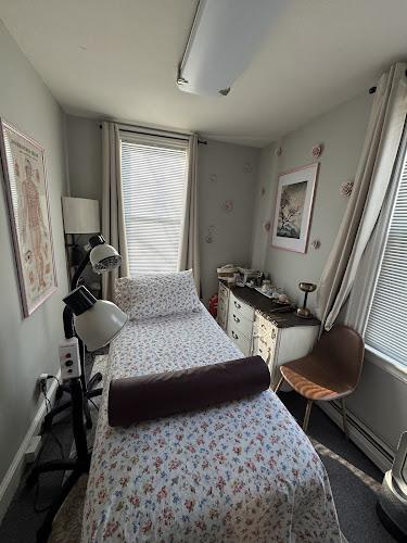 Ancient Roots Acupuncture and Herbal Medicine clinic