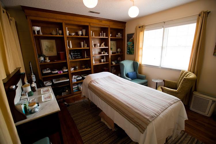 Blue Heron Acupuncture and Apothecary clinic