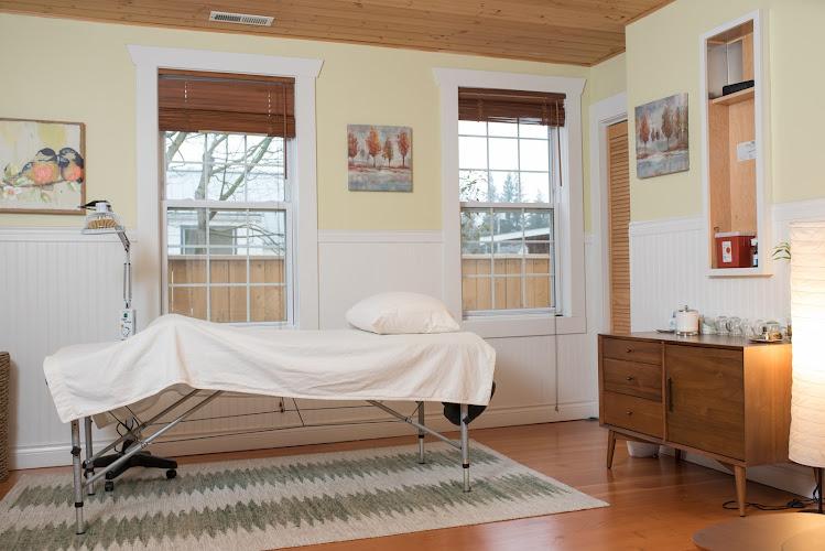 Little Si Acupuncture & East Asian Medicine Clinic, LLC clinic