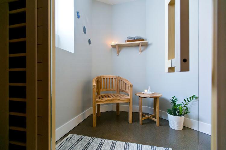 Bartelt Acupuncture, LLC. Bartelt Holistic Health clinic